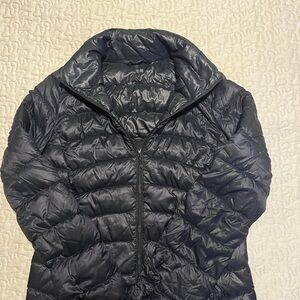 Uniqlo Women's Midnight Black Puffer Jacket